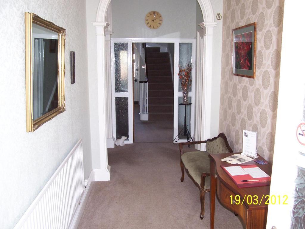 Beechwood House B & B マーケット・レーゼン エクステリア 写真